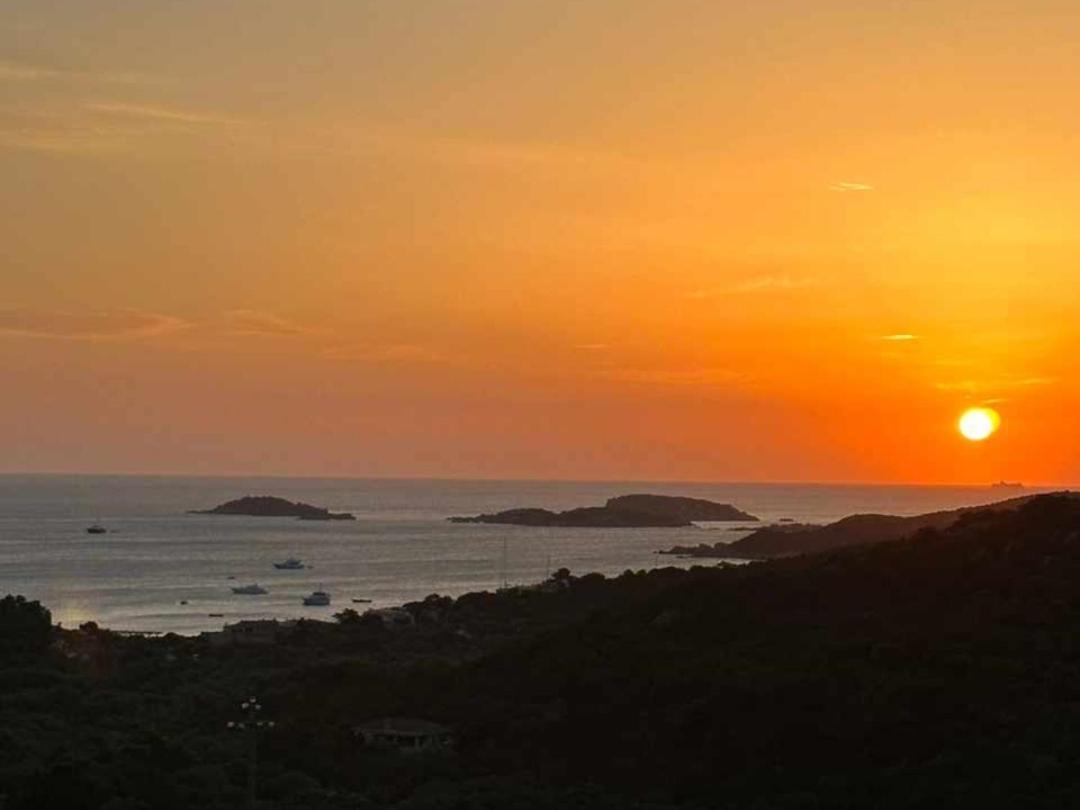 Appartamento Taras Sottovento - Porto Cervo Abbiadori Eksteriør bilde